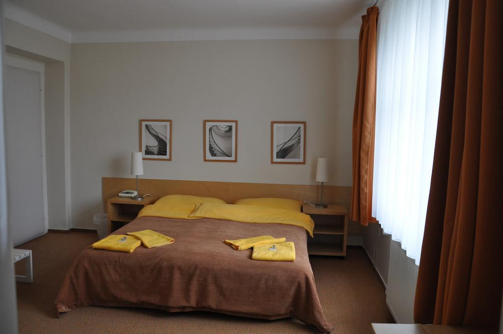Lida Guest House Praag Kamer foto