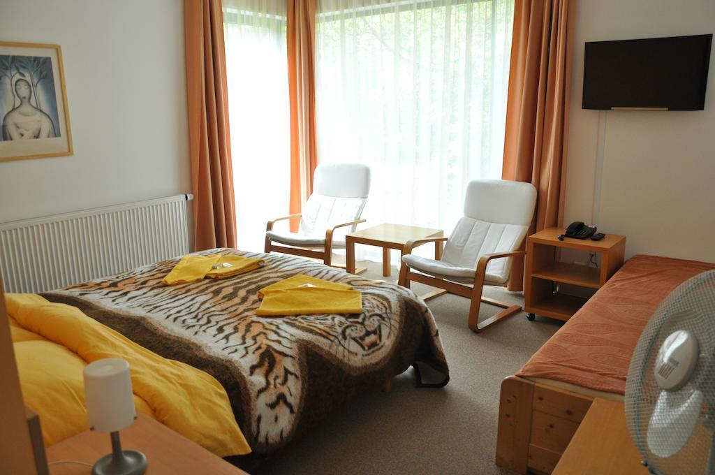Lida Guest House Praag Kamer foto