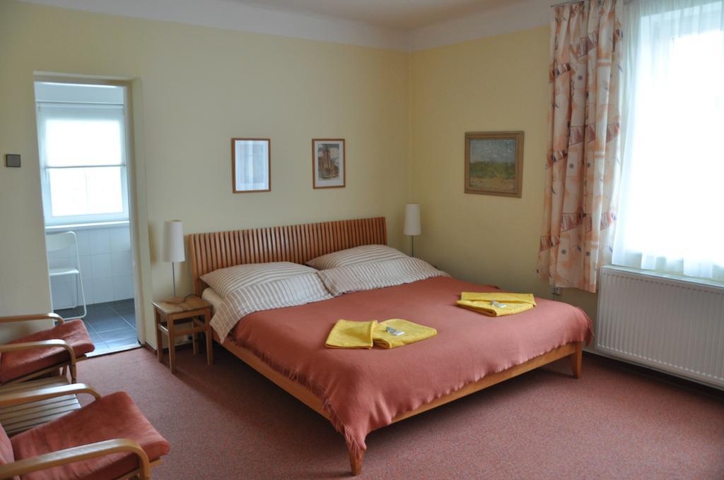 Lida Guest House Praag Kamer foto